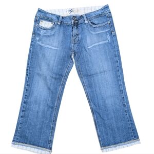 Miss Me Glendora Capri Jeans Medium Wash Fabric Embellished Ankle Hem Size 31